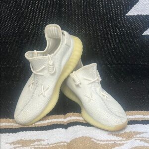 Yeezy Boost 350 V2 in Cream and Tan